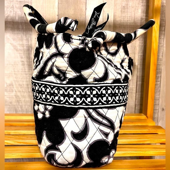 Vera Bradley Handbag - Picture 2 of 3
